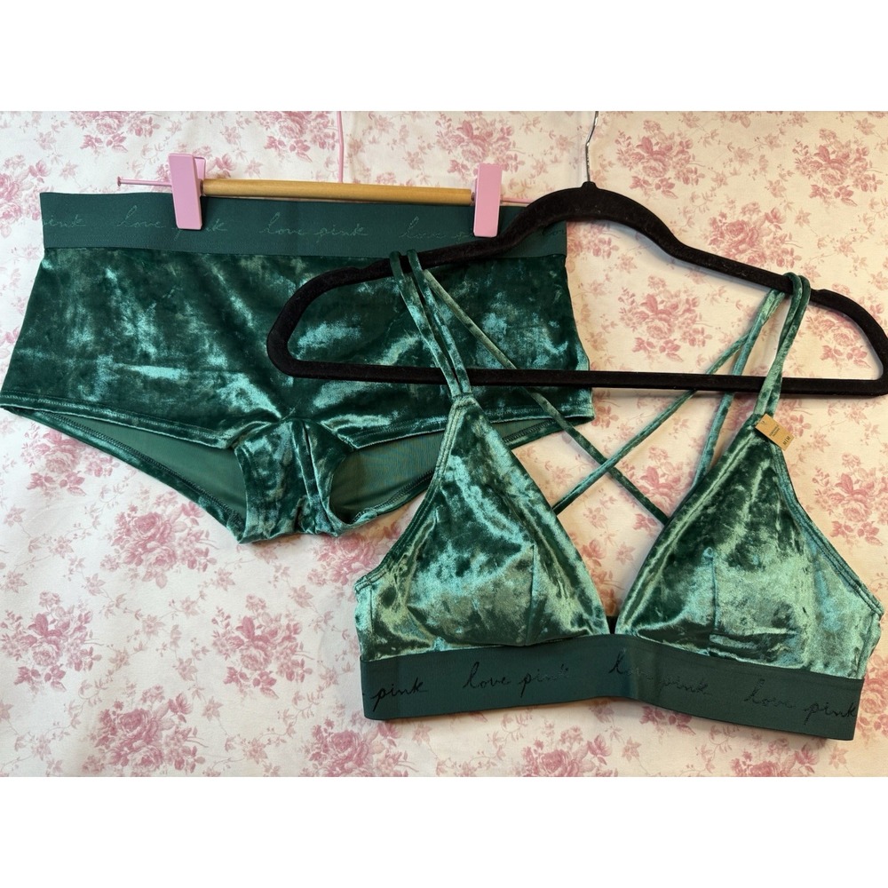 Victoria's Secret PINK Green Velvet Bra Panty Set Size M NWT